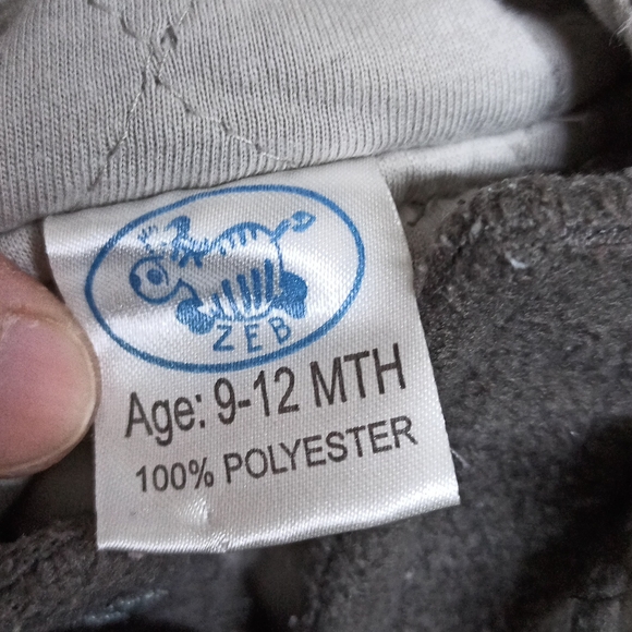 Hooded Warm Suit - Picture 6 of 8